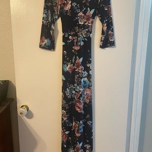 Vanilla Bay 3/4 sleeve purple/blue floral maxi dress